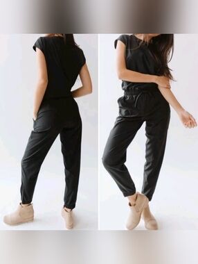 Albion Fit Cap Sleeve Jumpsuit Black Elastic Waist One Piece Size XS.